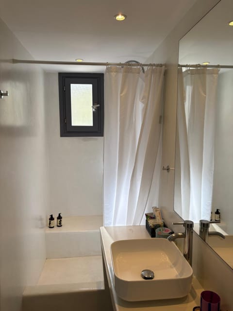 Rodi Apartments Apartment in Paros, Greece