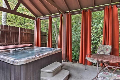 Natural landscape, Hot Tub