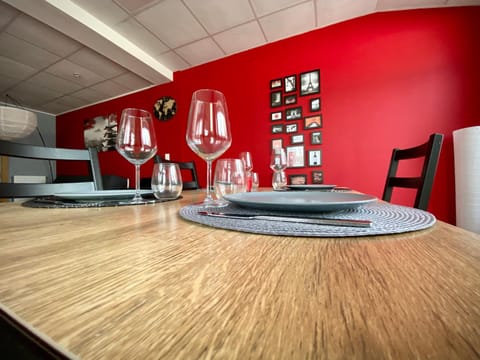 Logements équipés à Onnaing avec espace Balneo en OPTION proche Toyota, autoroute et Valenciennes Apartment in Hauts-de-France