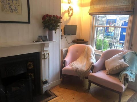 Living room, flat iron