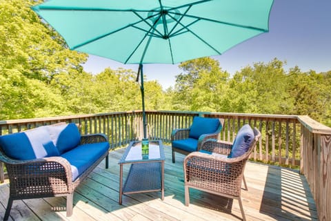 Fisherman-Friendly Bull Shoals Escape on Lakefront House in Bull Shoals