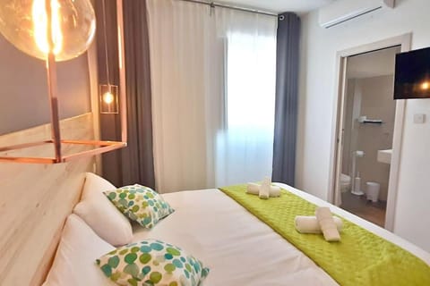 CARO Boutique Guest House Bed and Breakfast in Malta