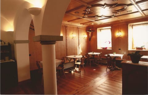 Lounge or bar, Breakfast