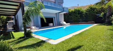 Garden, Swimming pool