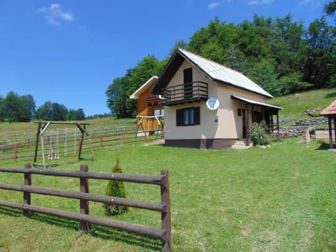 Vikendica Sekulić House in Zlatibor District, Serbia