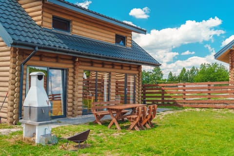 Property building, Day, Garden, Garden view