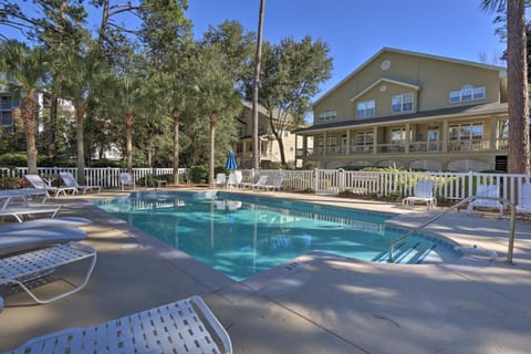 Steps to Sand Hilton Head Retreat with Pool Access! House in Hilton Head Island
