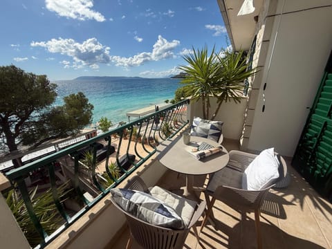 View (from property/room), Balcony/Terrace, Sea view