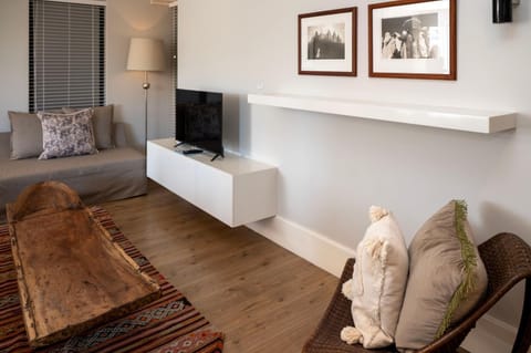 2 BR Apartment 113 The Gallery at the Rex Hotel Apartment in Knysna