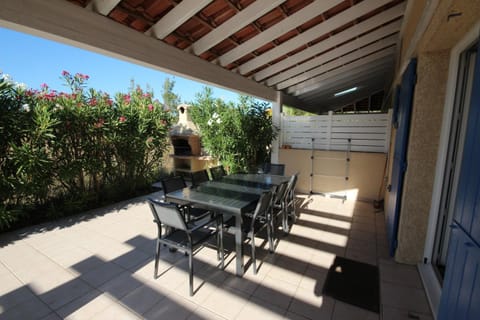 Patio, View (from property/room)