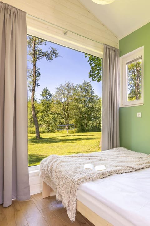 Bedroom, Garden view