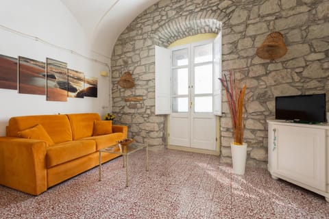 TV and multimedia, Living room, Photo of the whole room