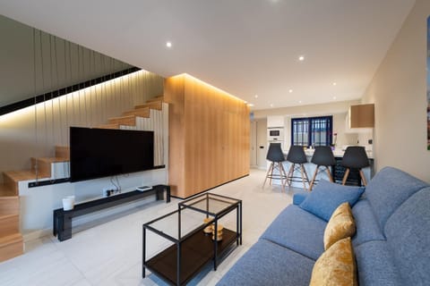 Communal lounge/ TV room, Living room