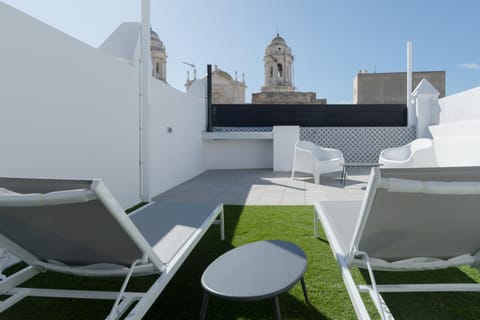 Nearby landmark, Balcony/Terrace