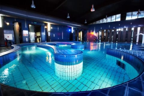 Sauna, Steam room, Spa and wellness centre/facilities, Pool view, Swimming pool, Swimming pool