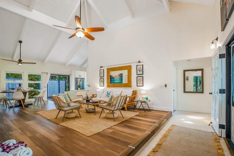 Sea Turtle Cottage House in Princeville