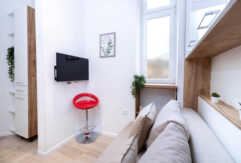 Bed, TV and multimedia
