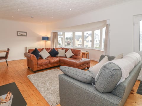 Nefydd House in Criccieth