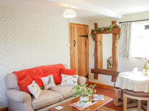 Ensdon Lea Cottage House in Wales