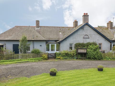 Tiore House in England