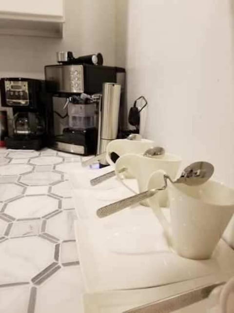 Coffee/tea facilities