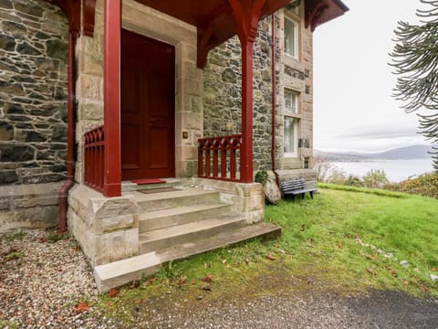 East Firwood House in Scotland