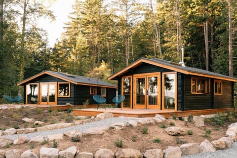 Bodega Ridge & Cove Cabins Cabin in Galiano Island