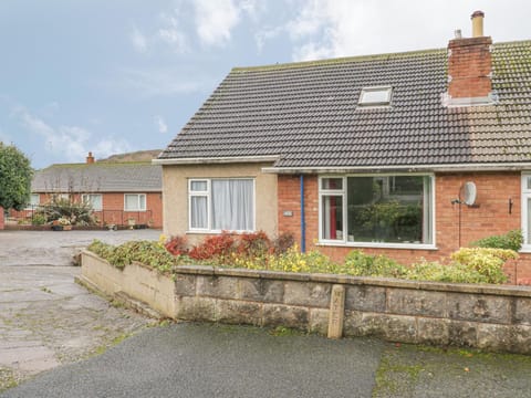 Awelon House in Wales