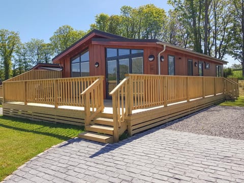 Wren Lodge House in Craven District