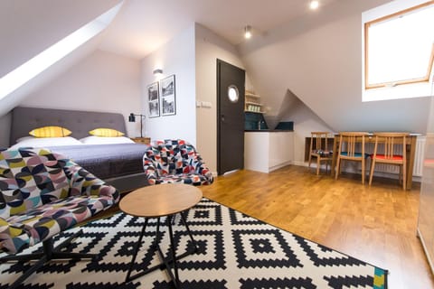 Bed, Photo of the whole room