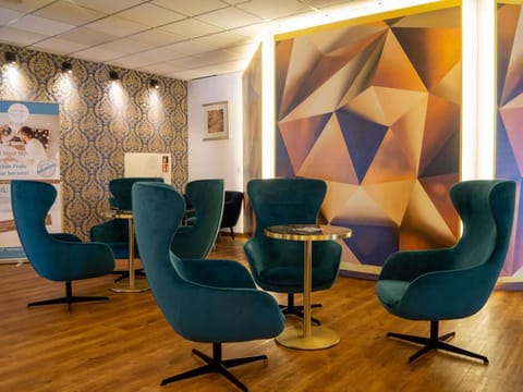 Property building, Lounge or bar