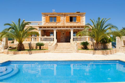 Property building, Swimming pool, Swimming pool