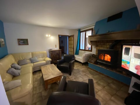 GITE CLARIMOR House in Provence-Alpes-Côte d'Azur