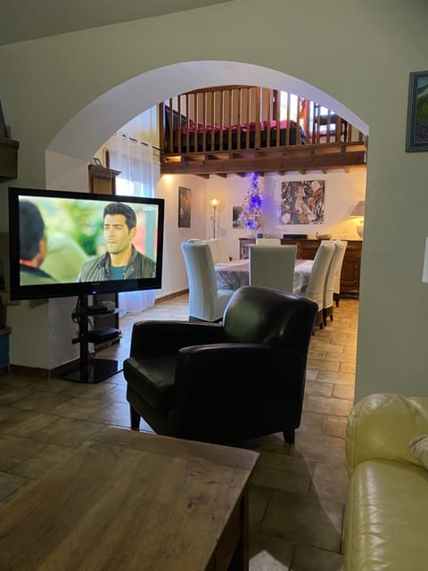 GITE CLARIMOR House in Provence-Alpes-Côte d'Azur