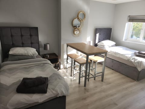 Southernwood - Wantage Road Apt 2 Apartment in Didcot