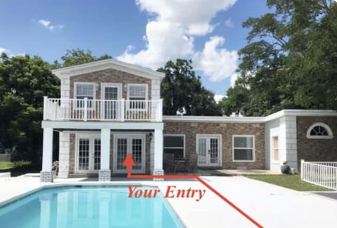 Pool view, Swimming pool