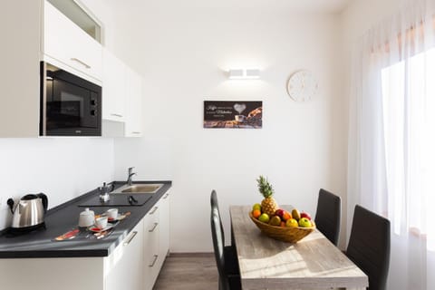 Lara's Guesthouse Apartment in Merano