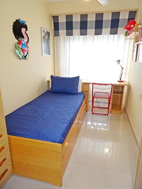 AQUARIUM playa de Gandía - ( Alquiler solo familias ) Apartment in Safor