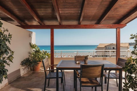 View (from property/room), Balcony/Terrace, Sea view