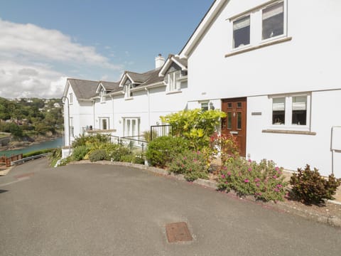 16 Bolt Head House in Salcombe