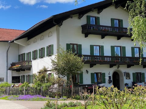Homerhof - Hofmann Johann junior | Chiemgau Karte Farm Stay in Grassau