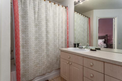 Bathroom, Bath
