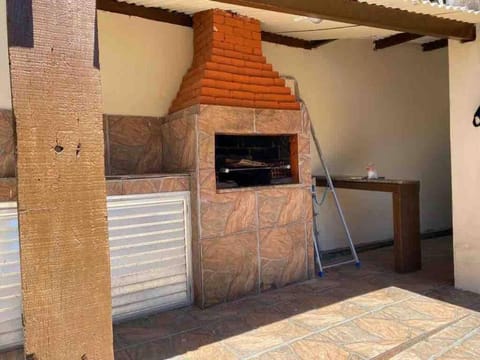 Casa térrea a 2 min da praia dos anjos House in Vila Canaa