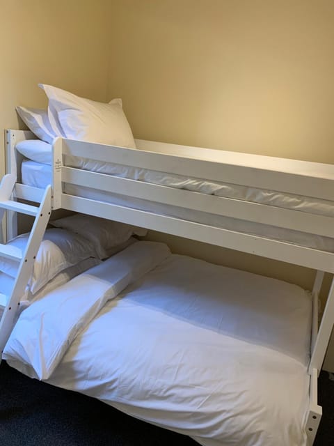 Royal Oak Hotel Hotel in Leicester