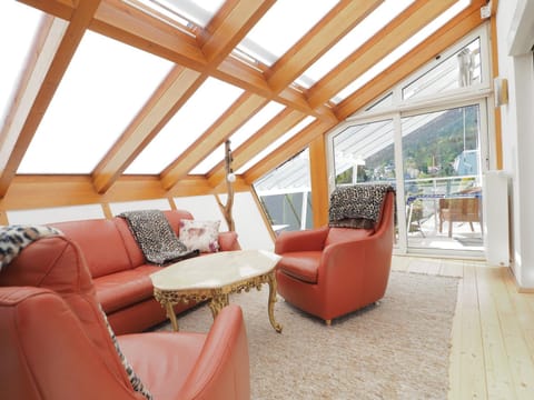 Haus Sunnseitn Apartment in Innsbruck