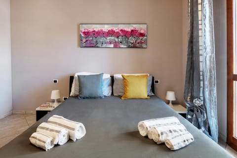 Casa Alice con ampio balcone e posto auto Apartment in Grottammare