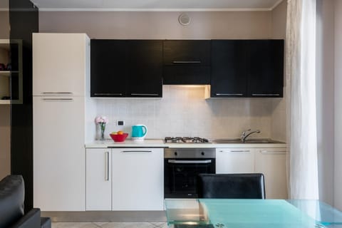 Casa Alice con ampio balcone e posto auto Apartment in Grottammare