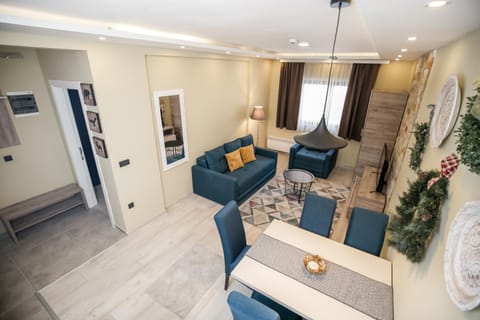Living room, Seating area, Dining area