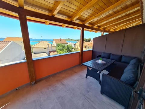 Cozy apartments Neda near the sea Bed and Breakfast in Šibenik-Knin County, Croatia