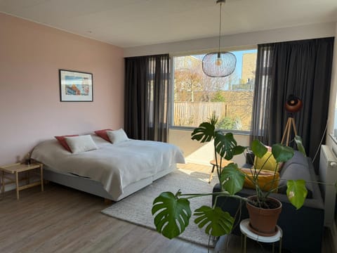 Living room, Bedroom
